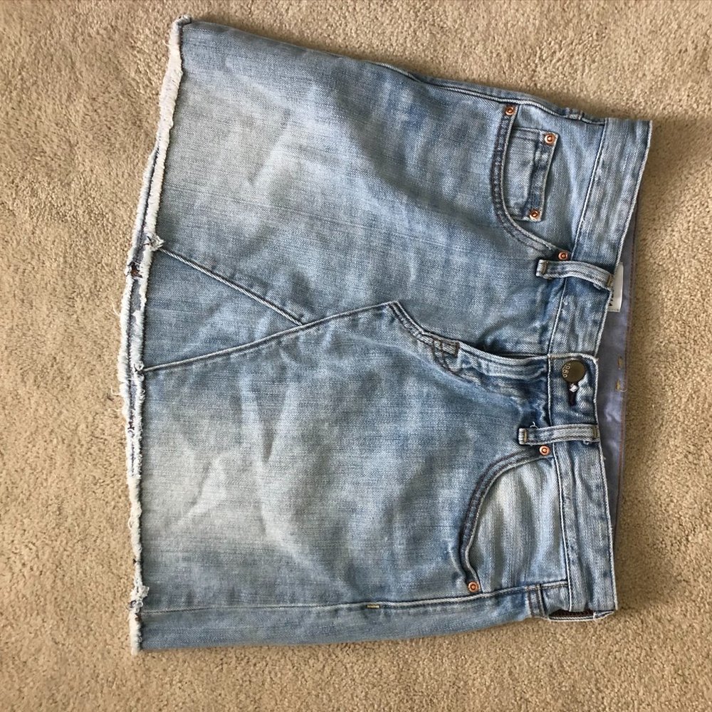 Light jean skirt